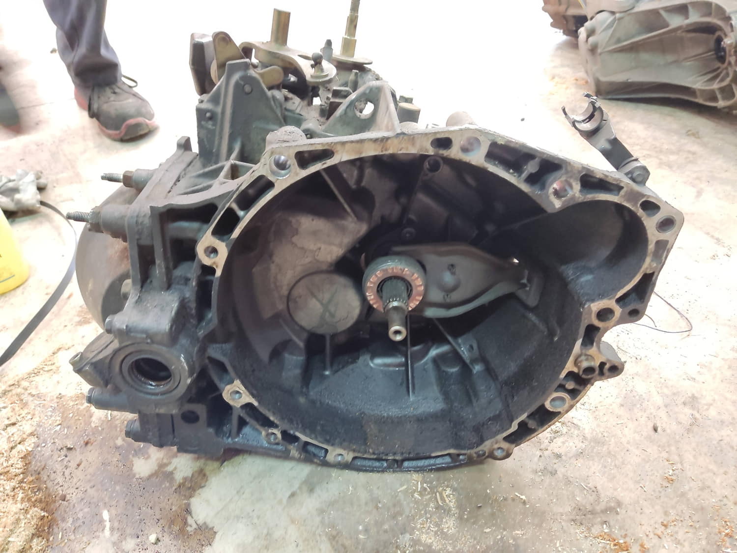 PEUGEOT 307 1 generation (2001-2008) Gearbox 20MB01 24795242