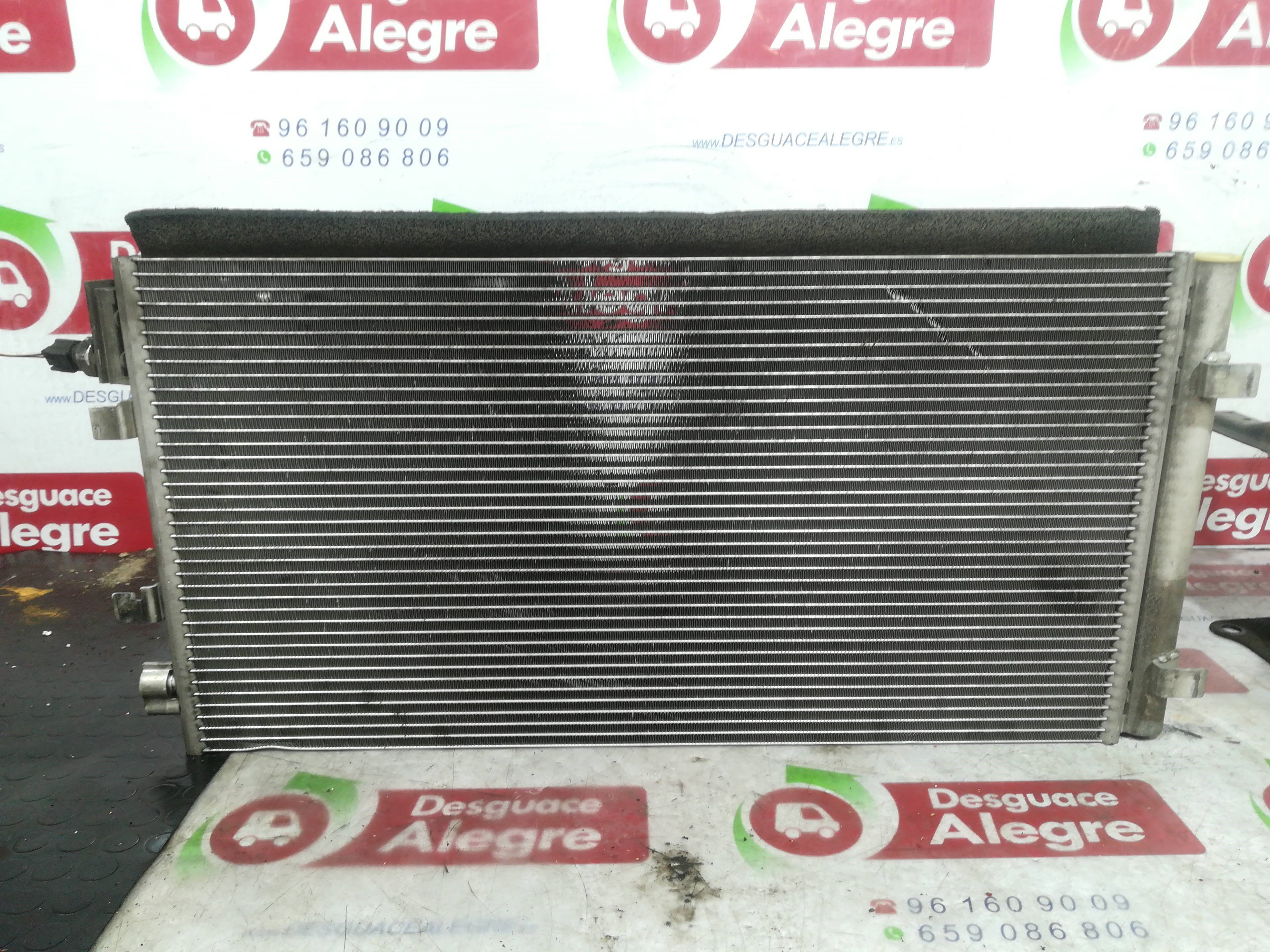 VAUXHALL Megane 3 generation (2008-2020) Air Con Radiator 921000294R 24807426