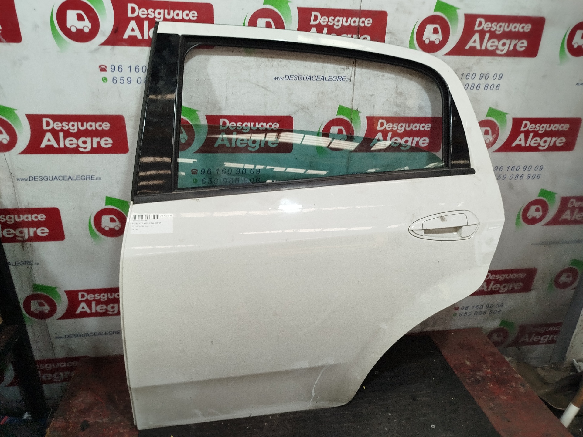 FIAT Punto 3 generation (2005-2020) Rear Left Door 24814281