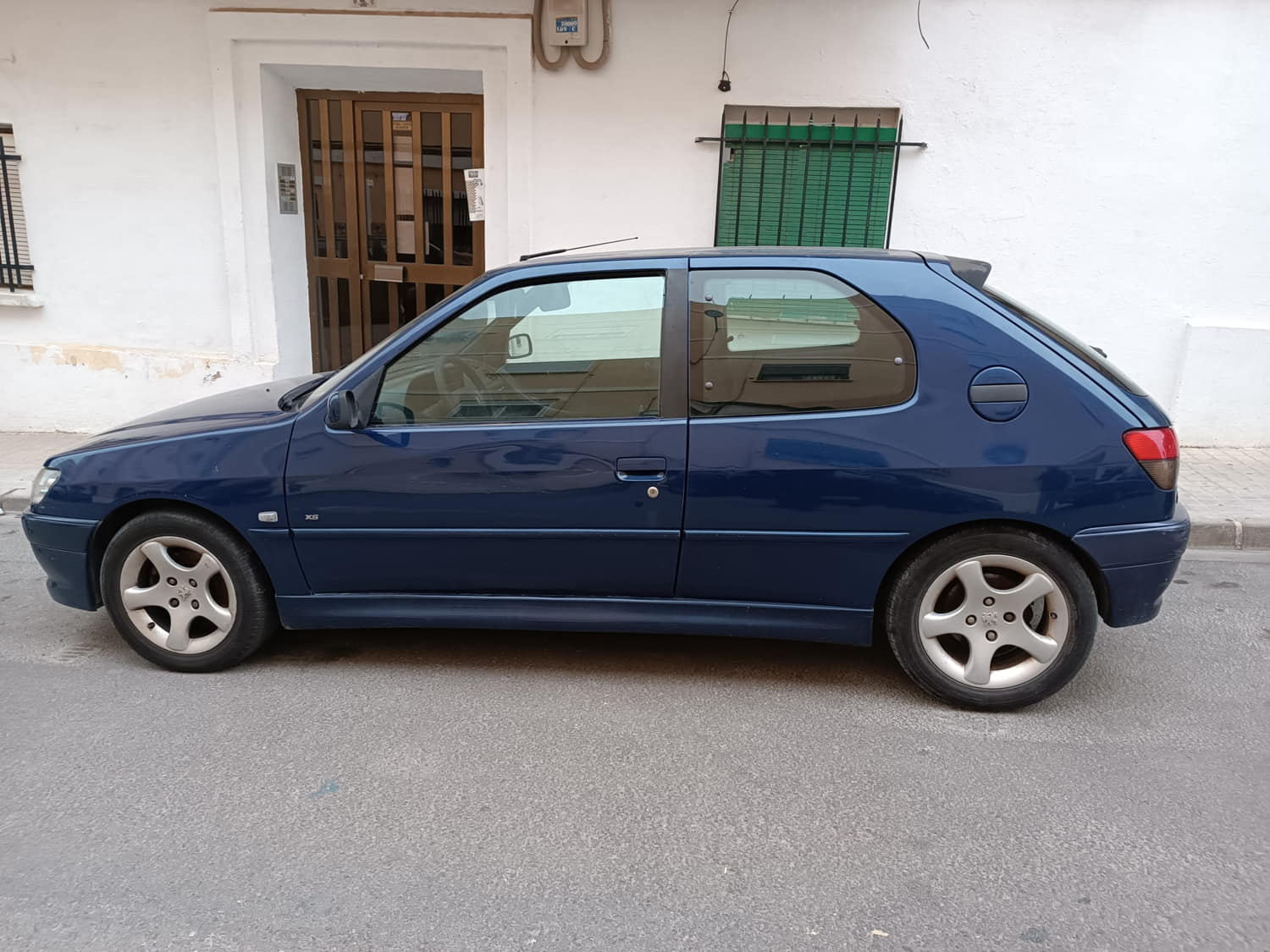 PEUGEOT 306 1 generation (1993-2002) Левая противотуманка переднего бампера 9625306480 24805763