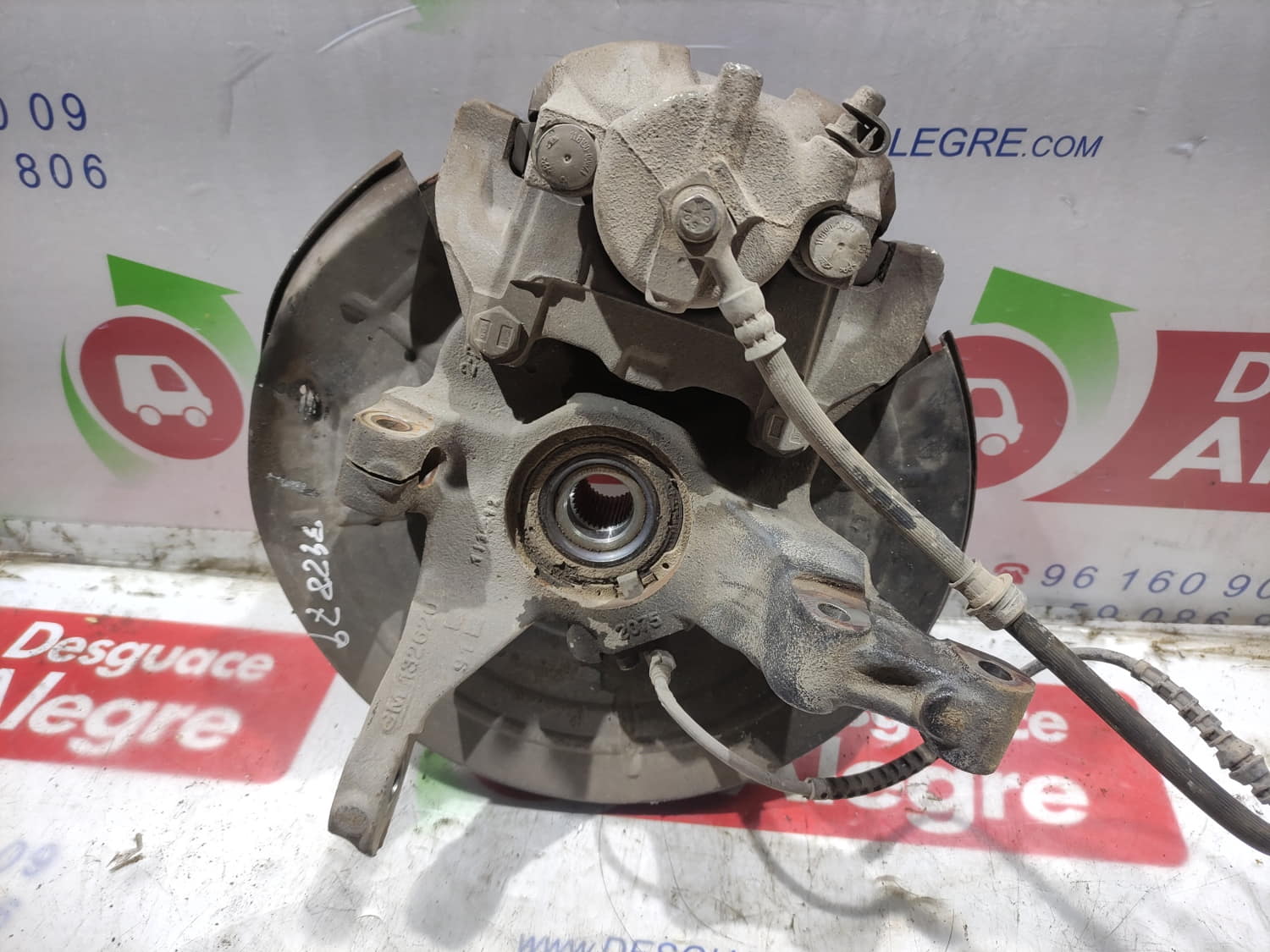 OPEL Meriva 2 generation (2010-2020) Front Right Wheel Hub 132620 24801196