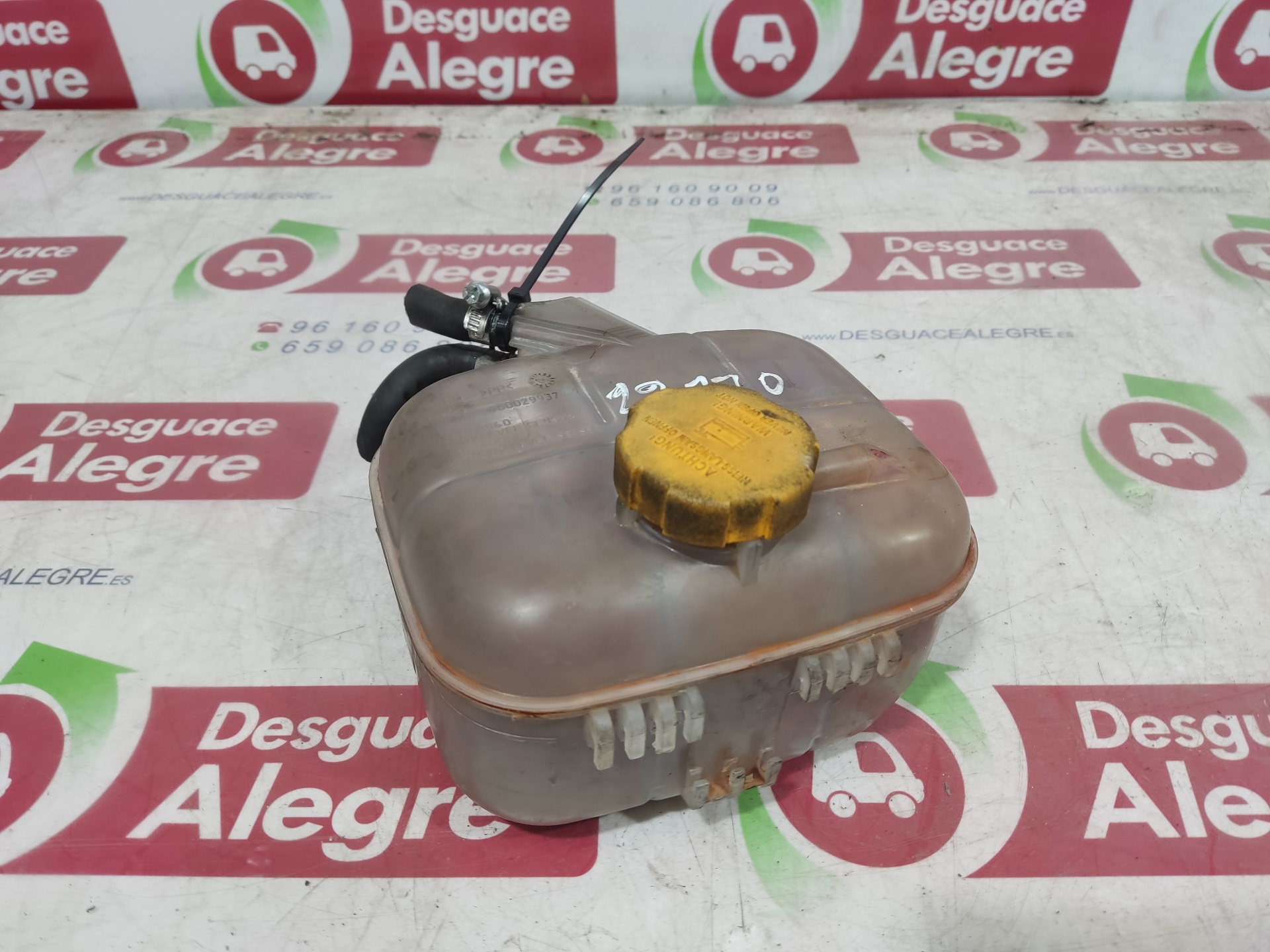 OPEL Astra J (2009-2020) Expansion Tank 460029937 24858987