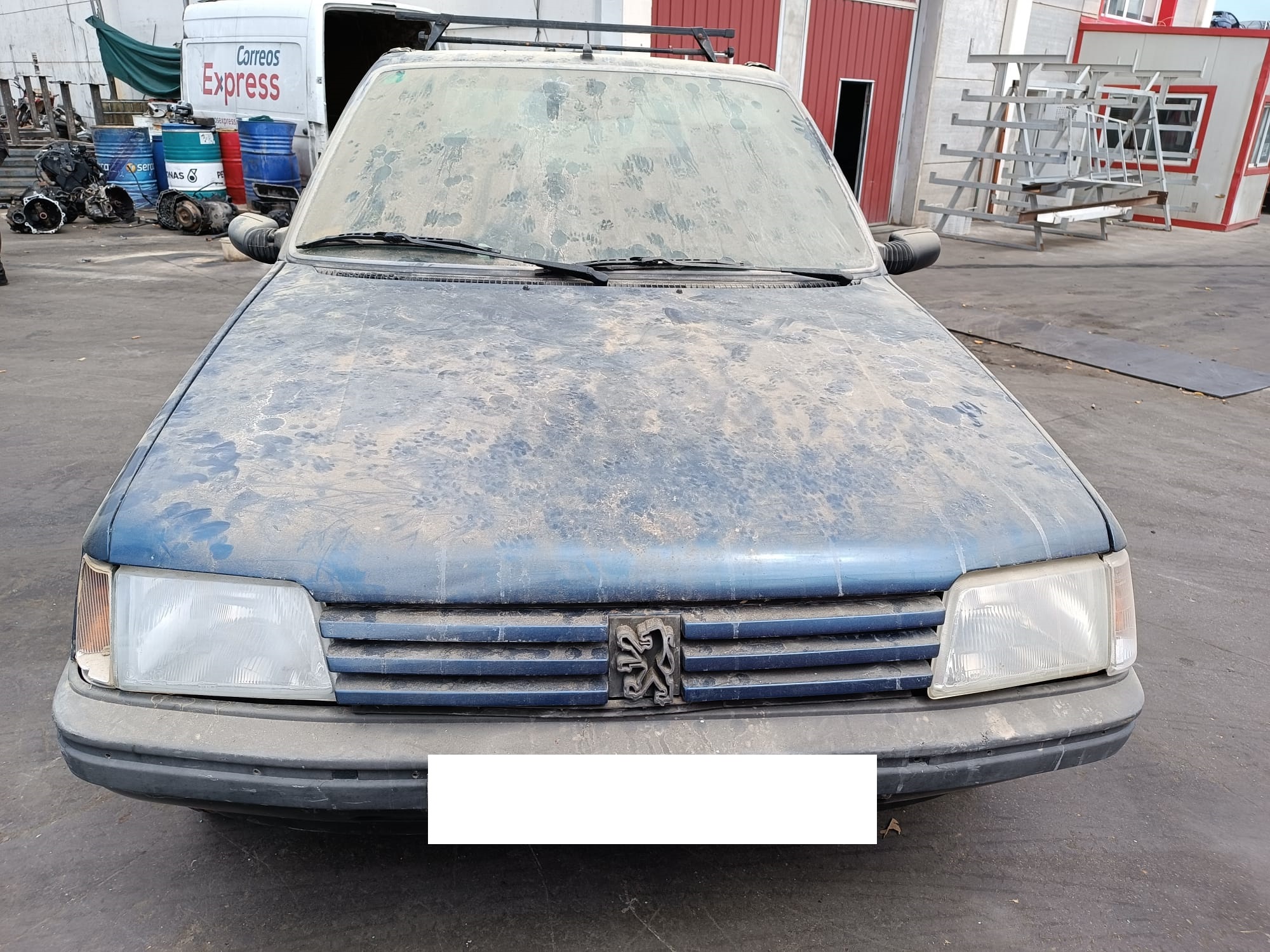 PEUGEOT Priekinis kairys pusašis 24856992