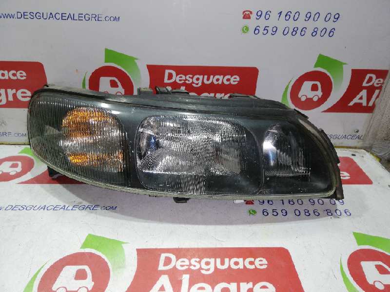 VOLVO S60 1 generation (2000-2009) Front Right Headlight 8693578 24791785
