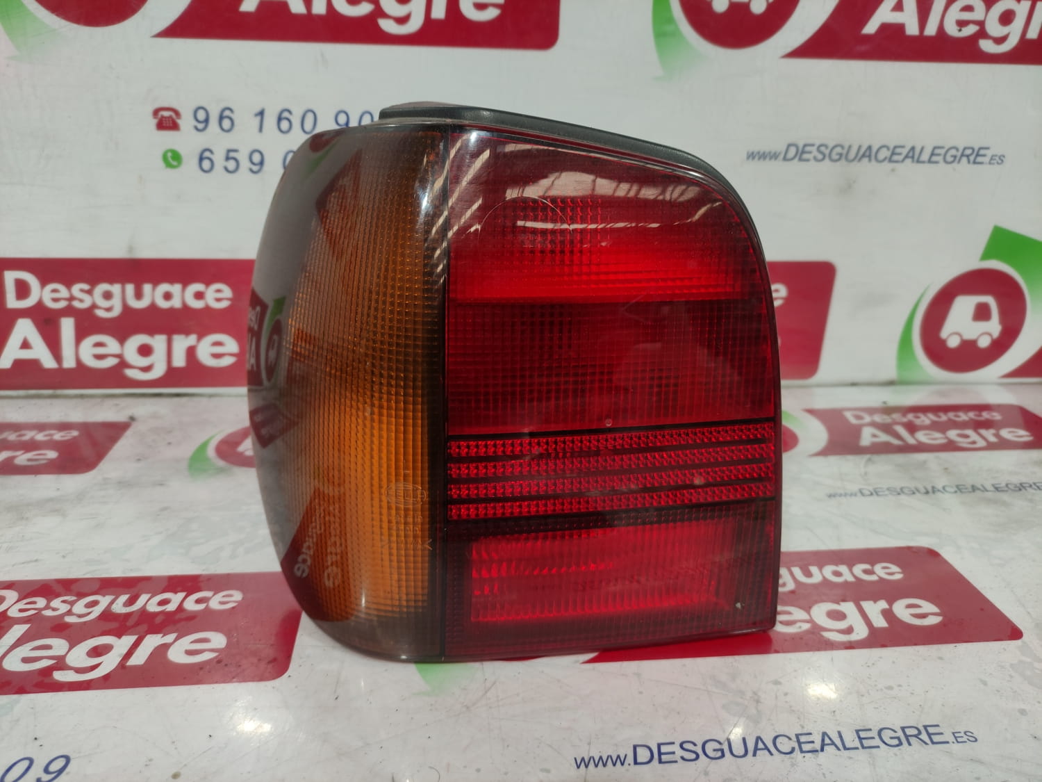 VOLKSWAGEN Polo 3 generation (1994-2002) Rear Left Taillight 6N0945095B 24807648