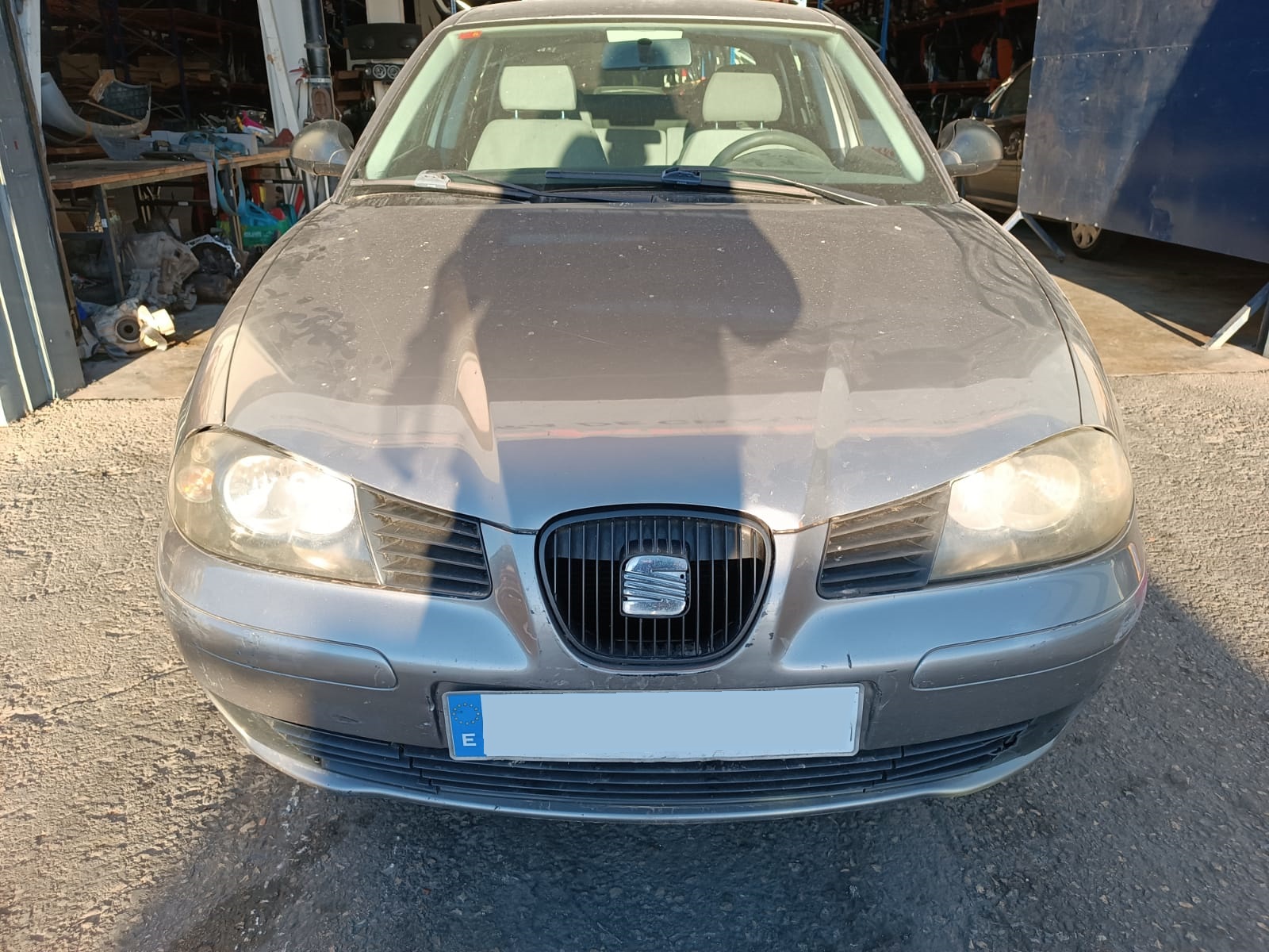 SEAT Cordoba 2 generation (1999-2009) Наружная ручка передней левой двери 8B0837885 24812719