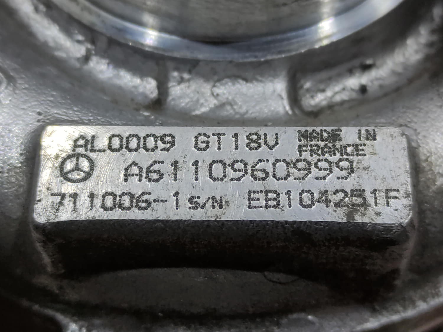 MERCEDES-BENZ C-Class W203/S203/CL203 (2000-2008) Turbófeltöltő A6110960999 24798196