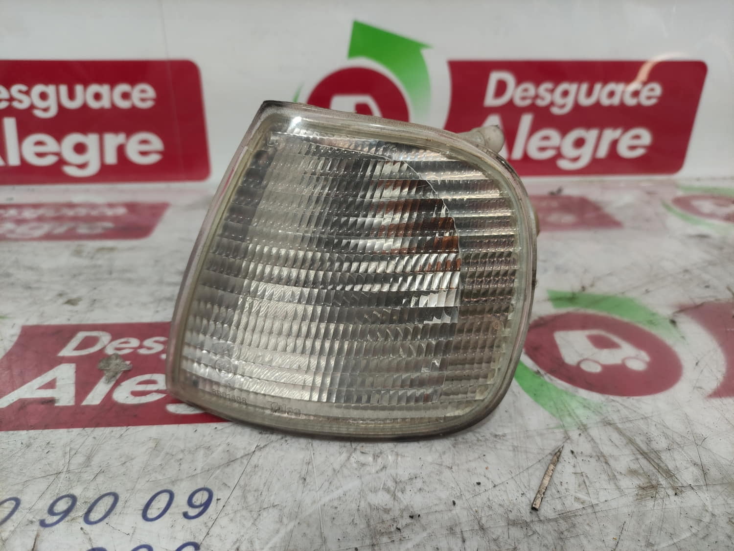 SEAT Cordoba 1 generation (1993-2003) Front left turn light 6K5953049 24801861