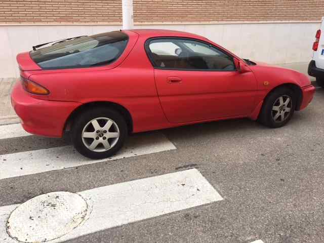 MAZDA MX-3 1 generation (1991-1998) Bakre höger bakljuslampa 24800569