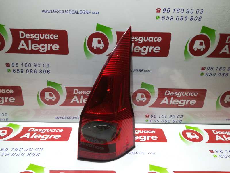 RENAULT Megane 3 generation (2008-2020) Pravé zadné svetlo 8200142683 24789234