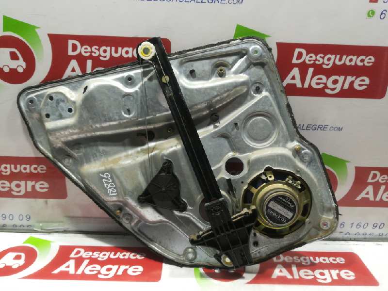 VOLKSWAGEN Bora 1 generation (1998-2005) Bageste højre dør vinduesregulator 24794427