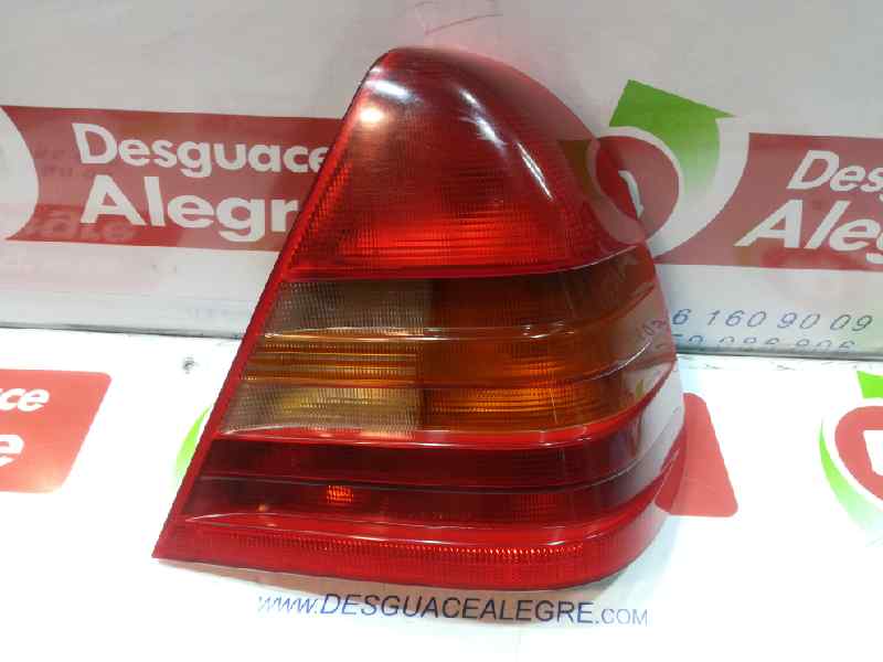 MERCEDES-BENZ C-Class W202/S202 (1993-2001) Rear Right Taillight Lamp 2028200264 24794311