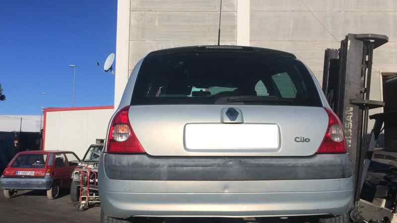 RENAULT Clio 3 generation (2005-2012) Левая противотуманка переднего бампера 89210439 24791276