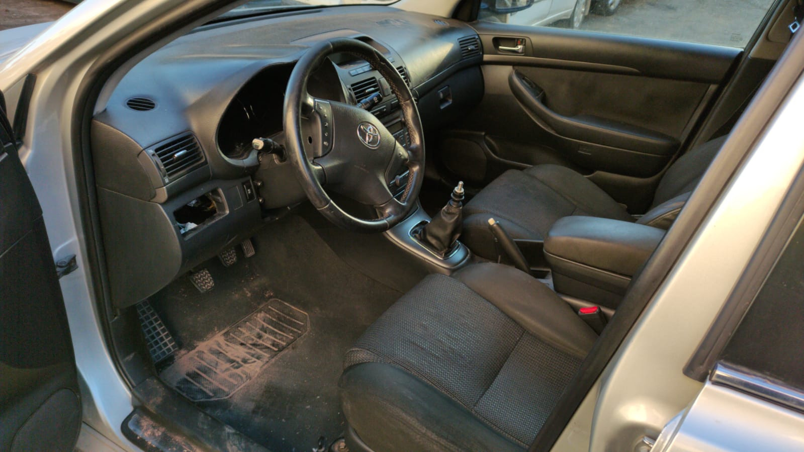 TOYOTA Avensis 2 generation (2002-2009) Galinės dešinės durys 24797855