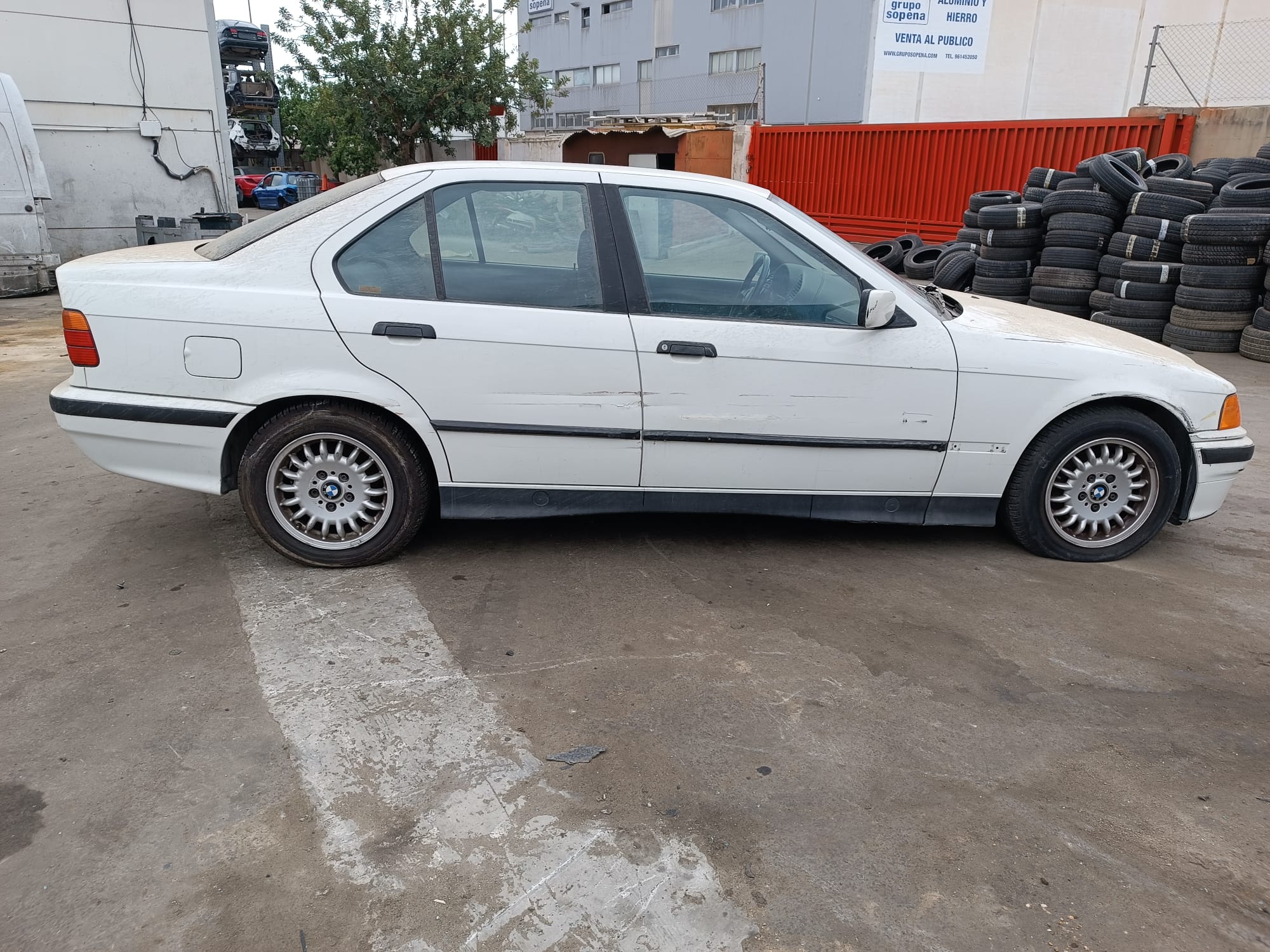 BMW 3 Series E36 (1990-2000) Priekinės kairės durys 24809041