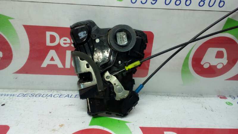 TOYOTA Auris 2 generation (2012-2015) Front Left Door Lock 24792882