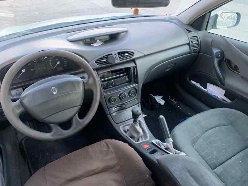 RENAULT Laguna 2 generation (2001-2007) Заднє ліве заднє світло 8200002473 24797496