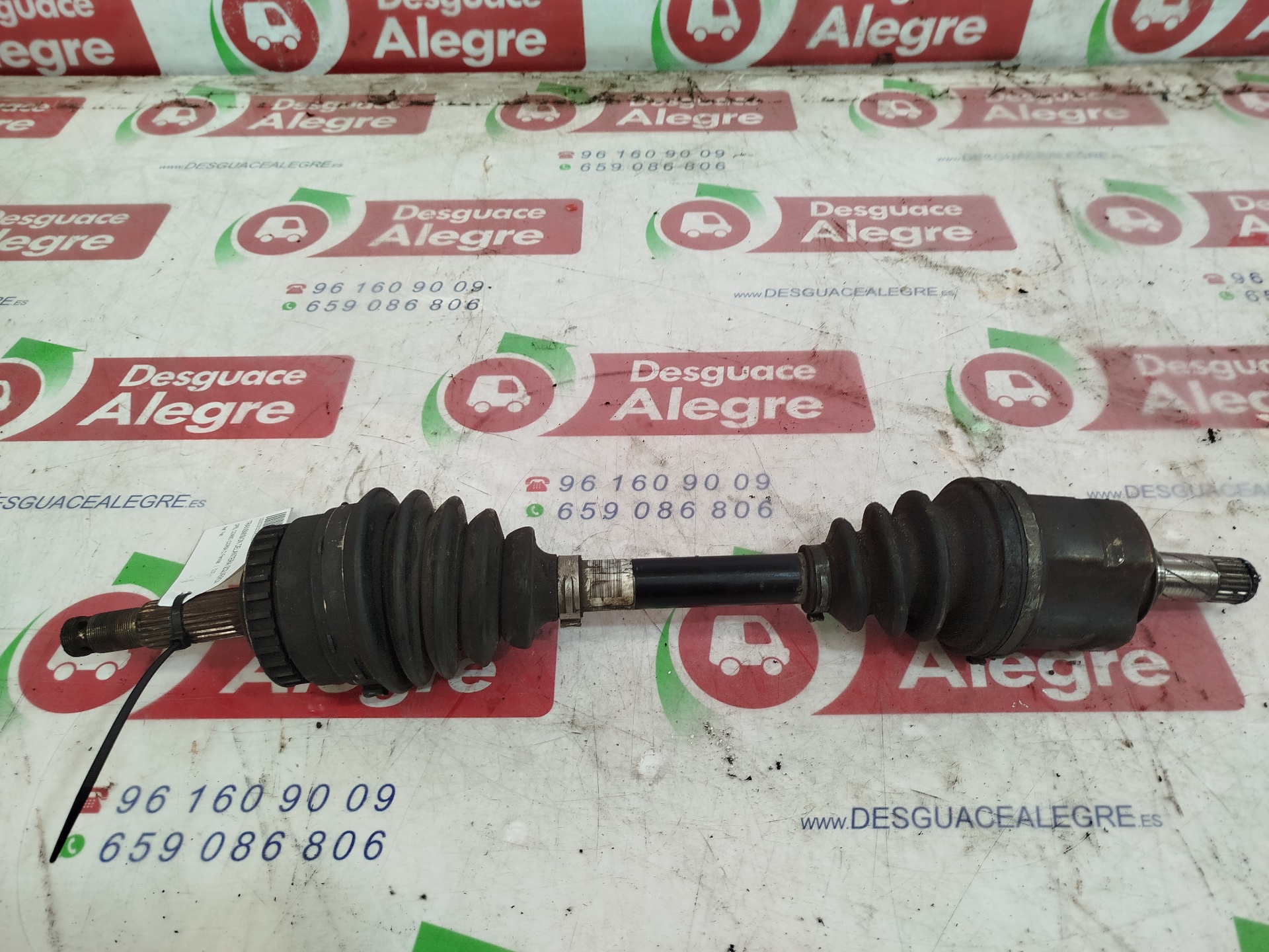 OPEL Combo C (2001-2011) Front Left Driveshaft 24860162