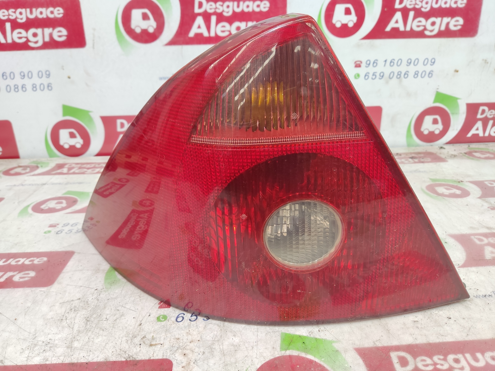FORD Mondeo 3 generation (2000-2007) Rear Left Taillight 1S7113405A 24859399