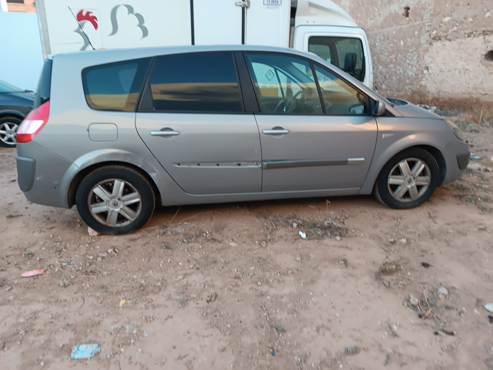 RENAULT Scenic 2 generation (2003-2010) Jobb oldali visszapillantó tükör 11261127 24860297