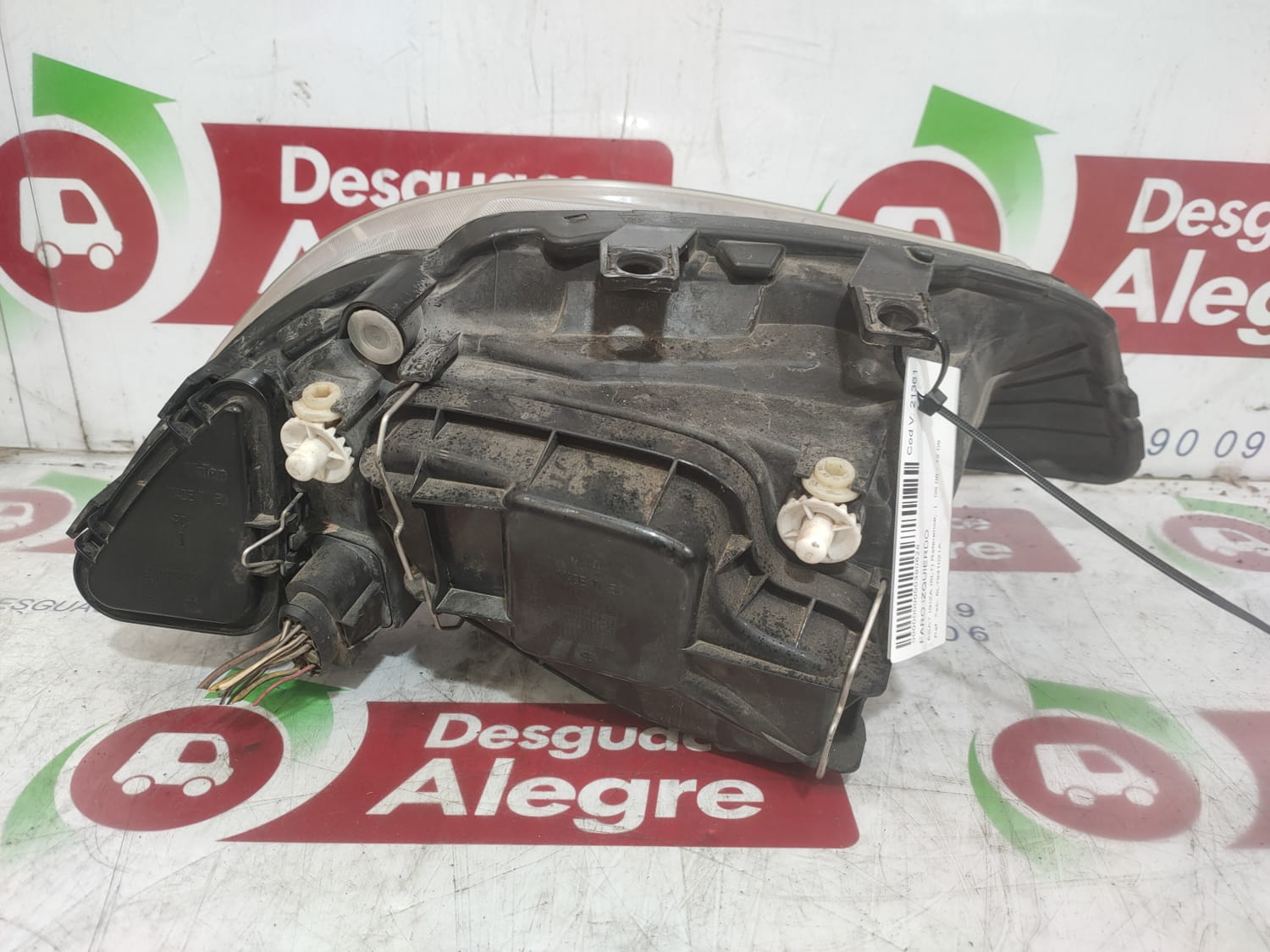 SEAT Ibiza 3 generation (2002-2008) Фара передняя левая 6L1941021A 24806965