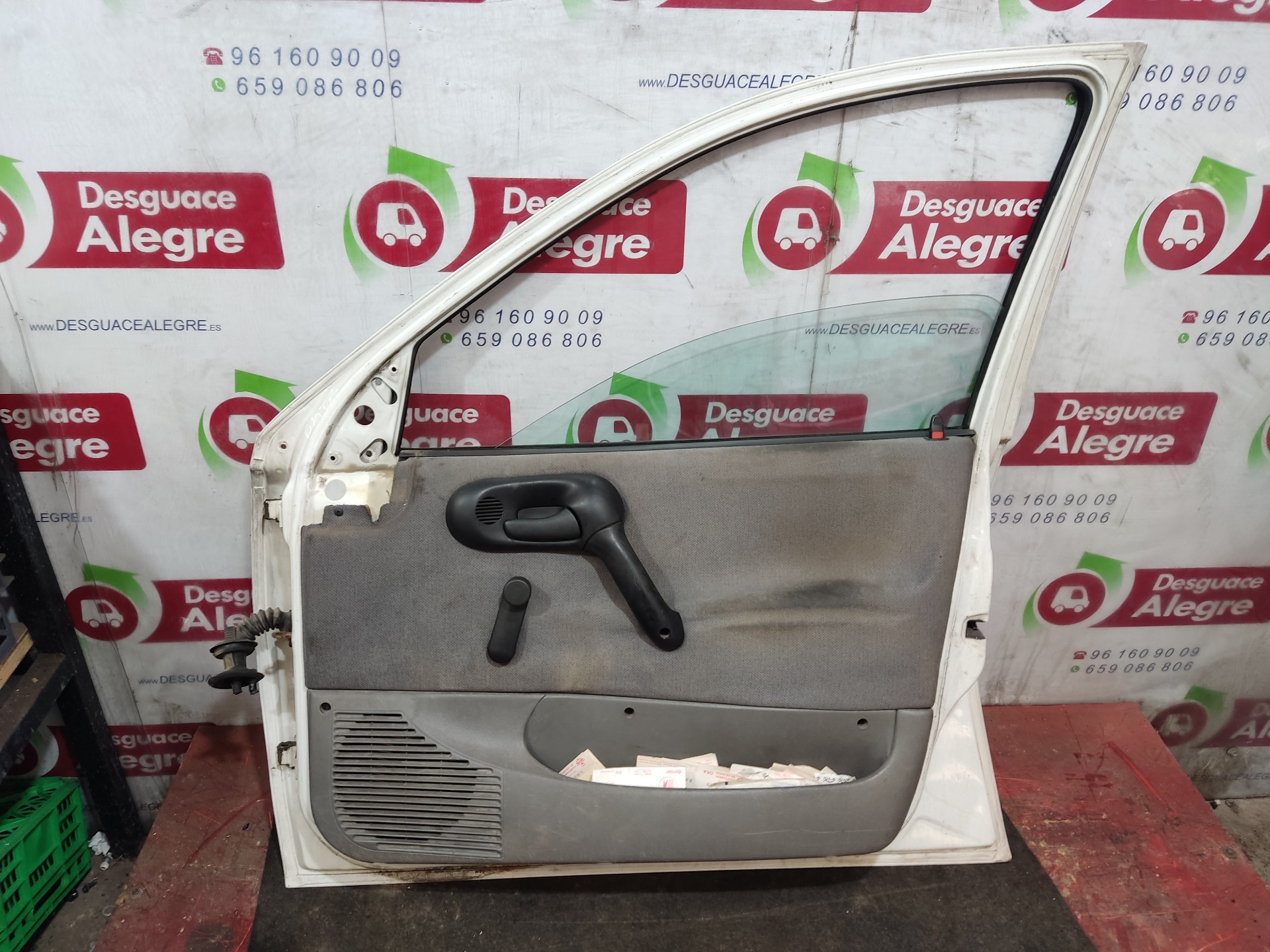 OPEL Combo B (1993-2001) Front Right Door 24859326