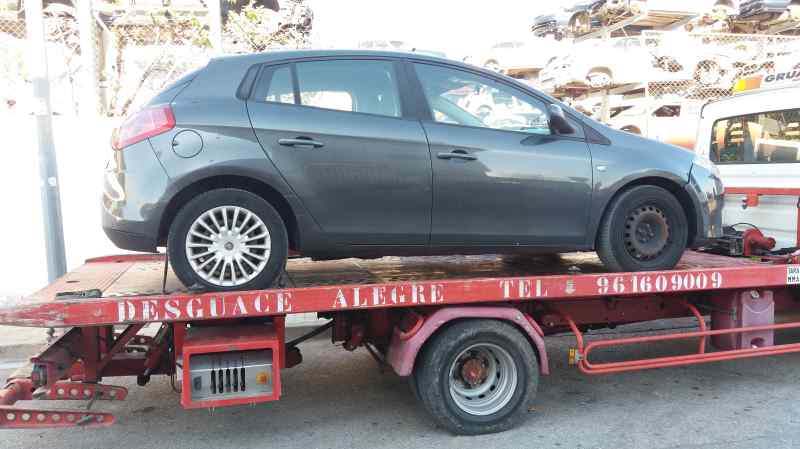 FIAT Bravo 2 generation (2007-2011) Galinių kairių durų stiklo pakelėjas 24787518