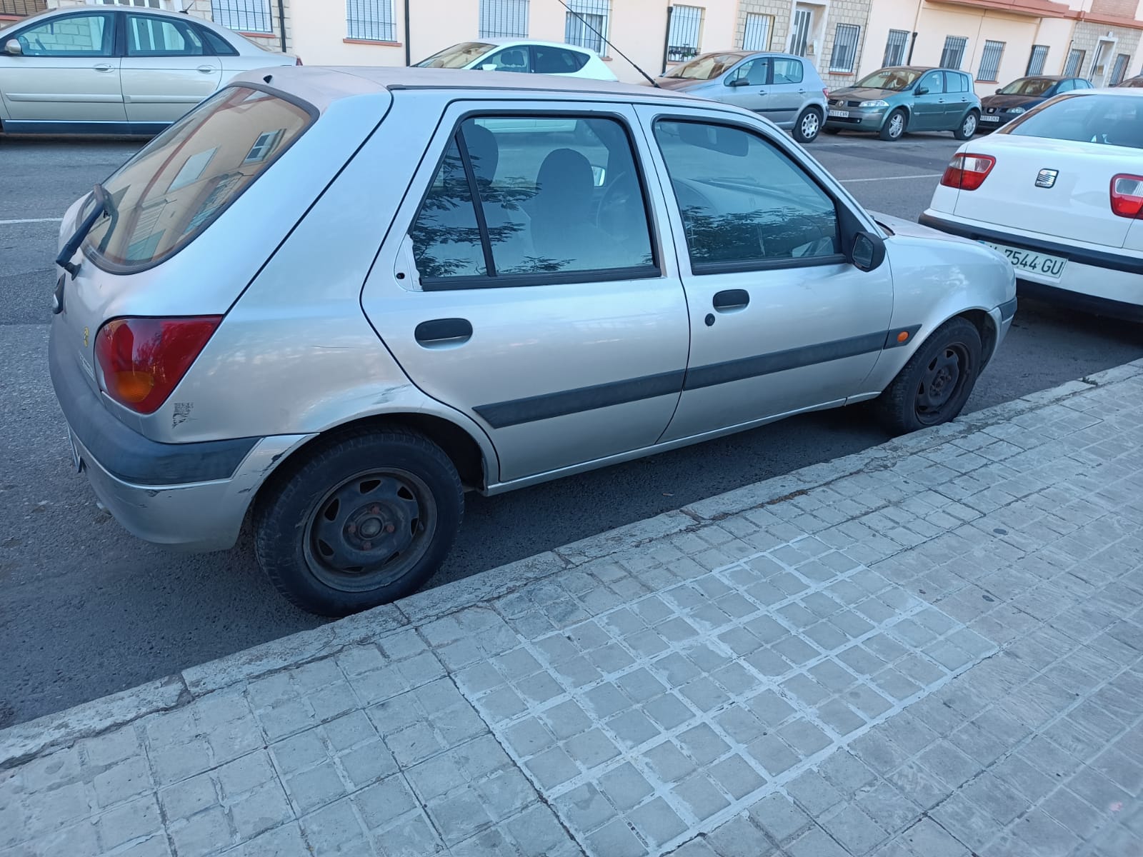 FORD Priekinis dešinys žibintas 0301173304 24857413