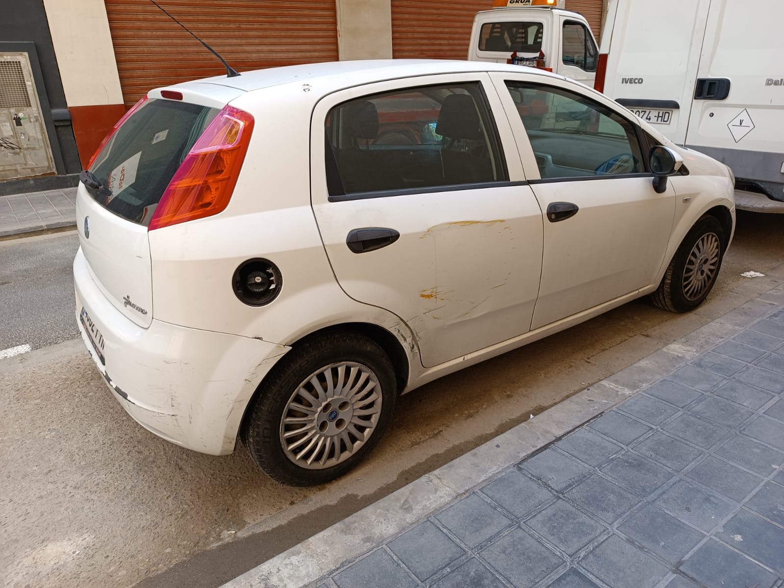 FIAT Punto 3 generation (2005-2020) Far stânga spate 51701589 24809431