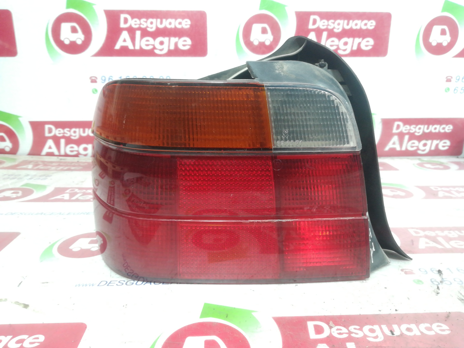 BMW 3 Series E36 (1990-2000) Rear Left Taillight 29270102 24859484