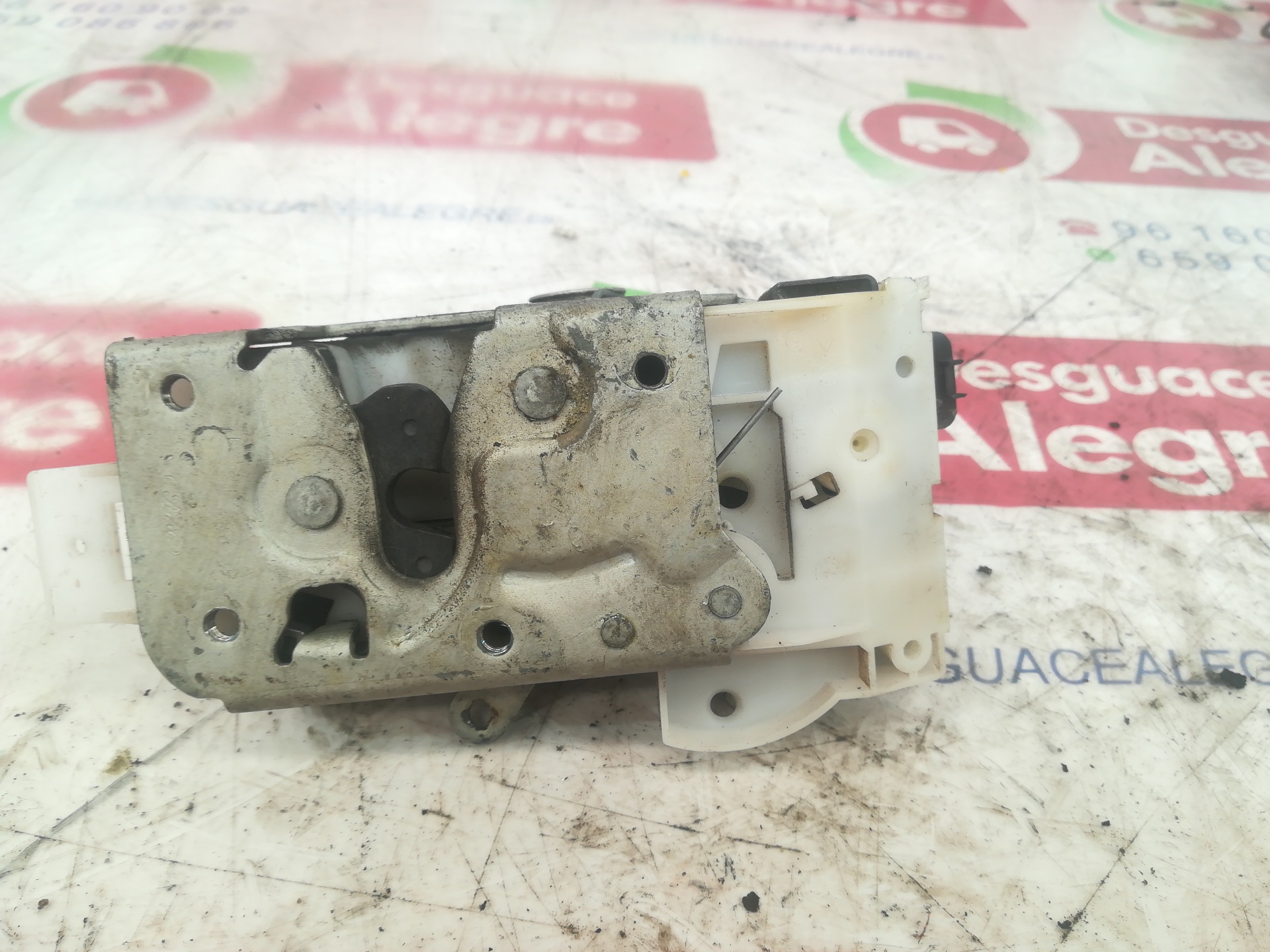 FORD Mondeo 3 generation (2000-2007) Front Left Door Lock 2S4AA21813FB 24809166