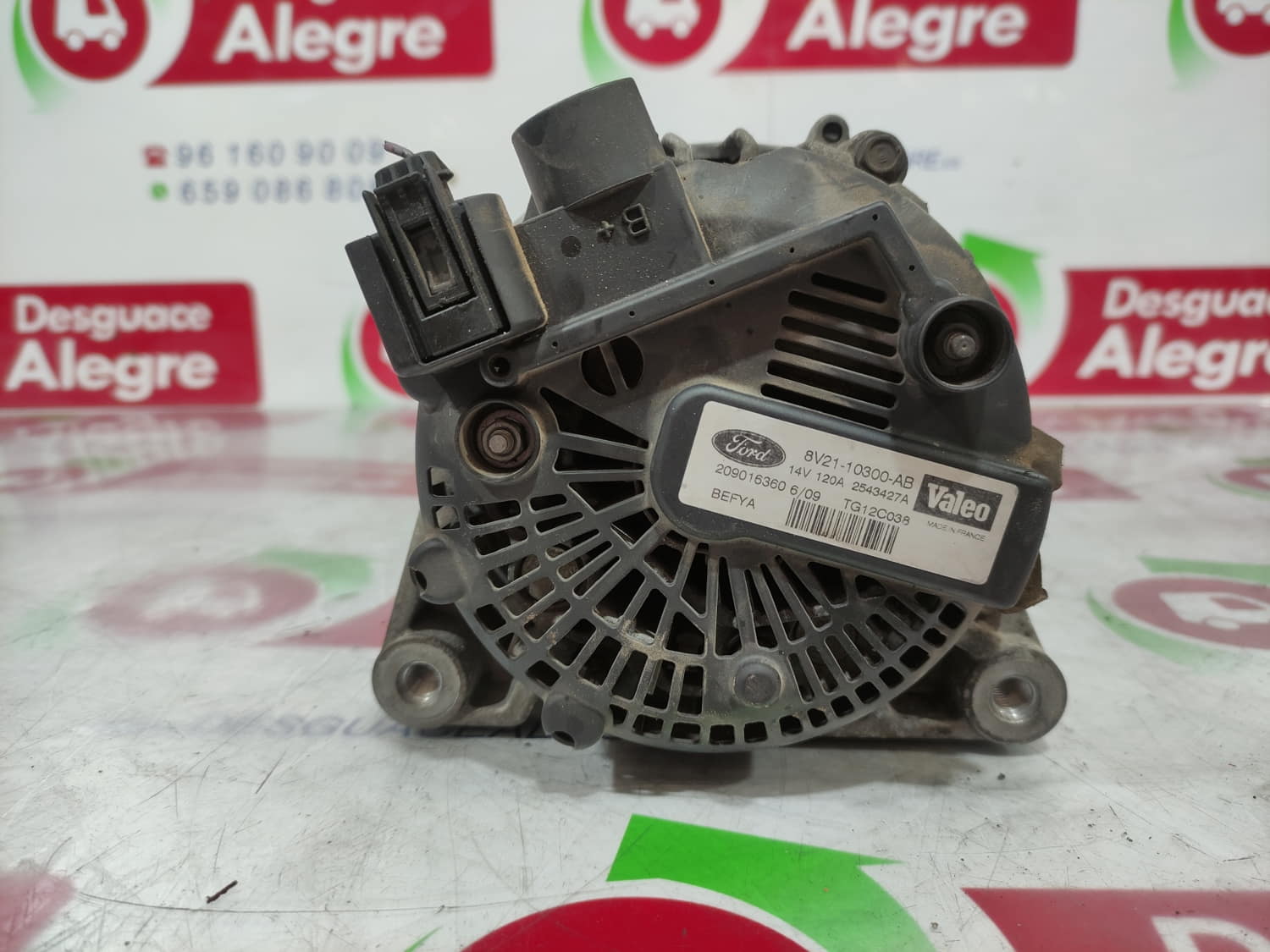 FORD Fiesta 5 generation (2001-2010) Dynamo 8V2110300AB 24801393