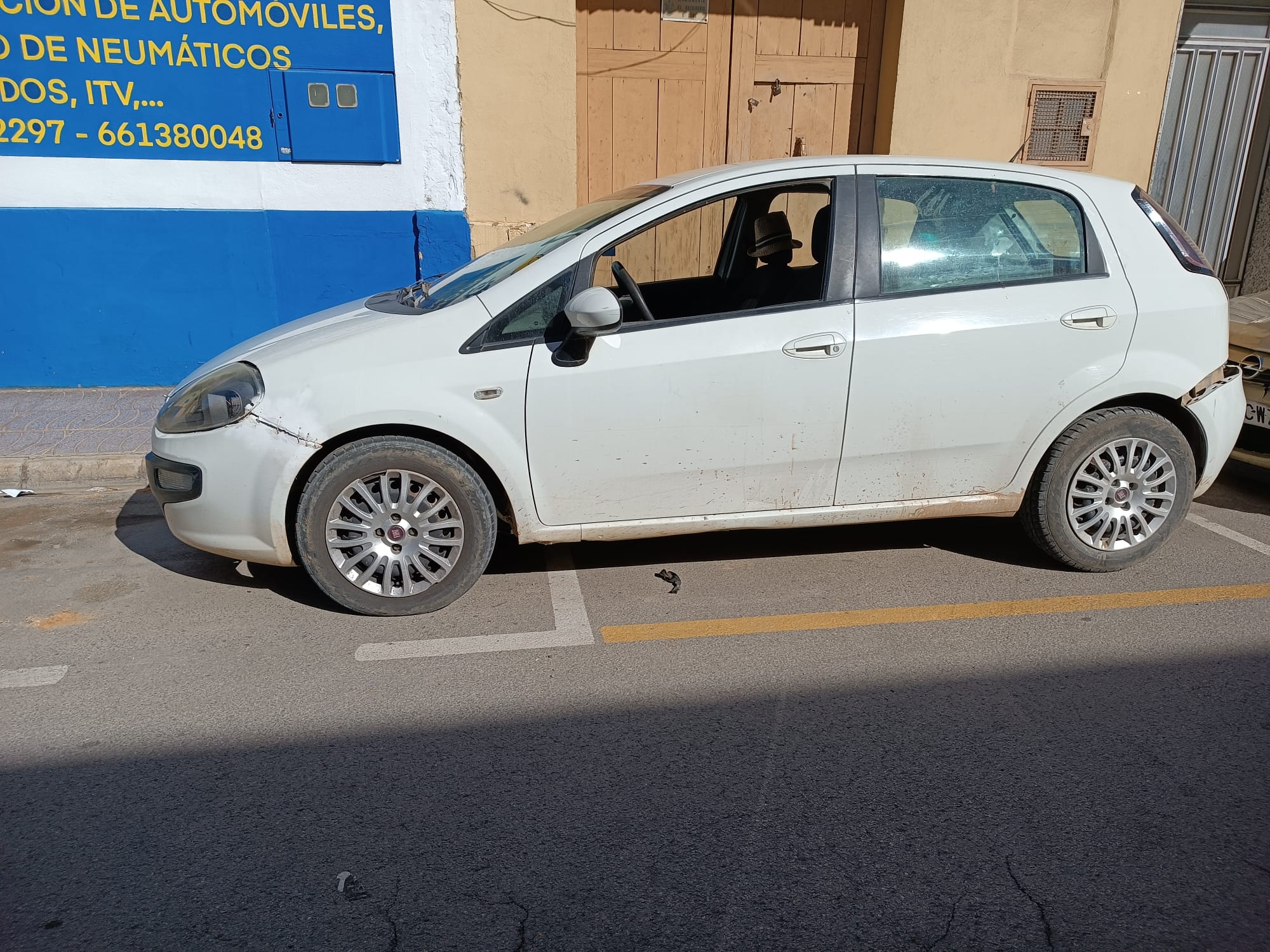 FIAT Punto 3 generation (2005-2020) Left Side Wing Mirror 021046 24812240