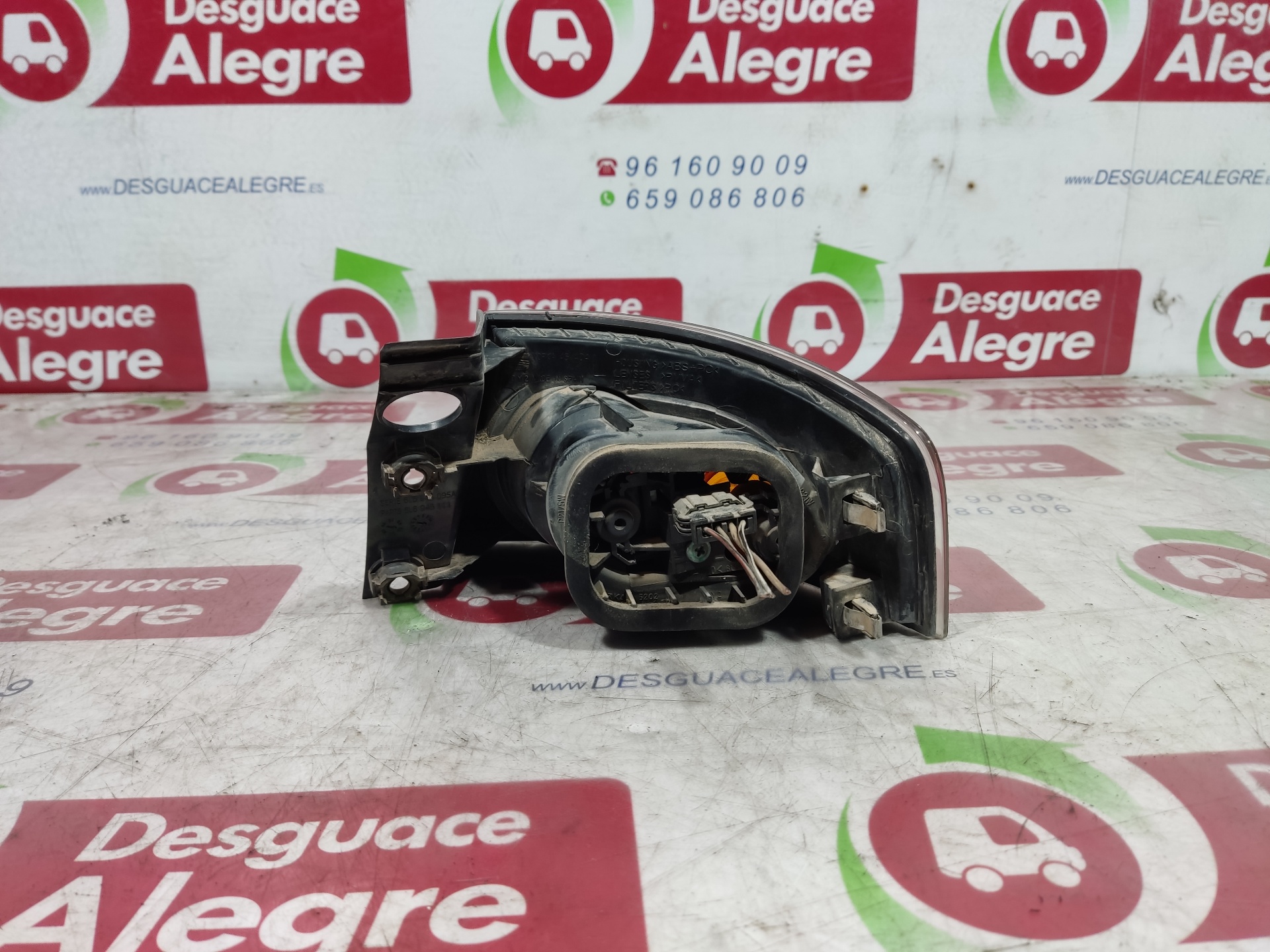 SEAT Ibiza 3 generation (2002-2008) Vasen takavalo 6L6945095A 24858970