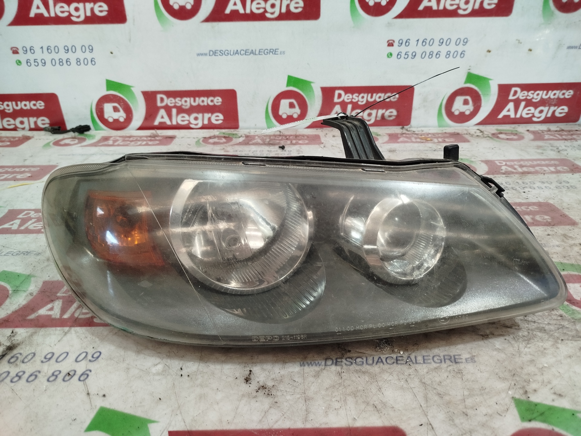 LANCIA Almera N16 (2000-2006) Front Høyre Frontlykt 2151196R 24854307