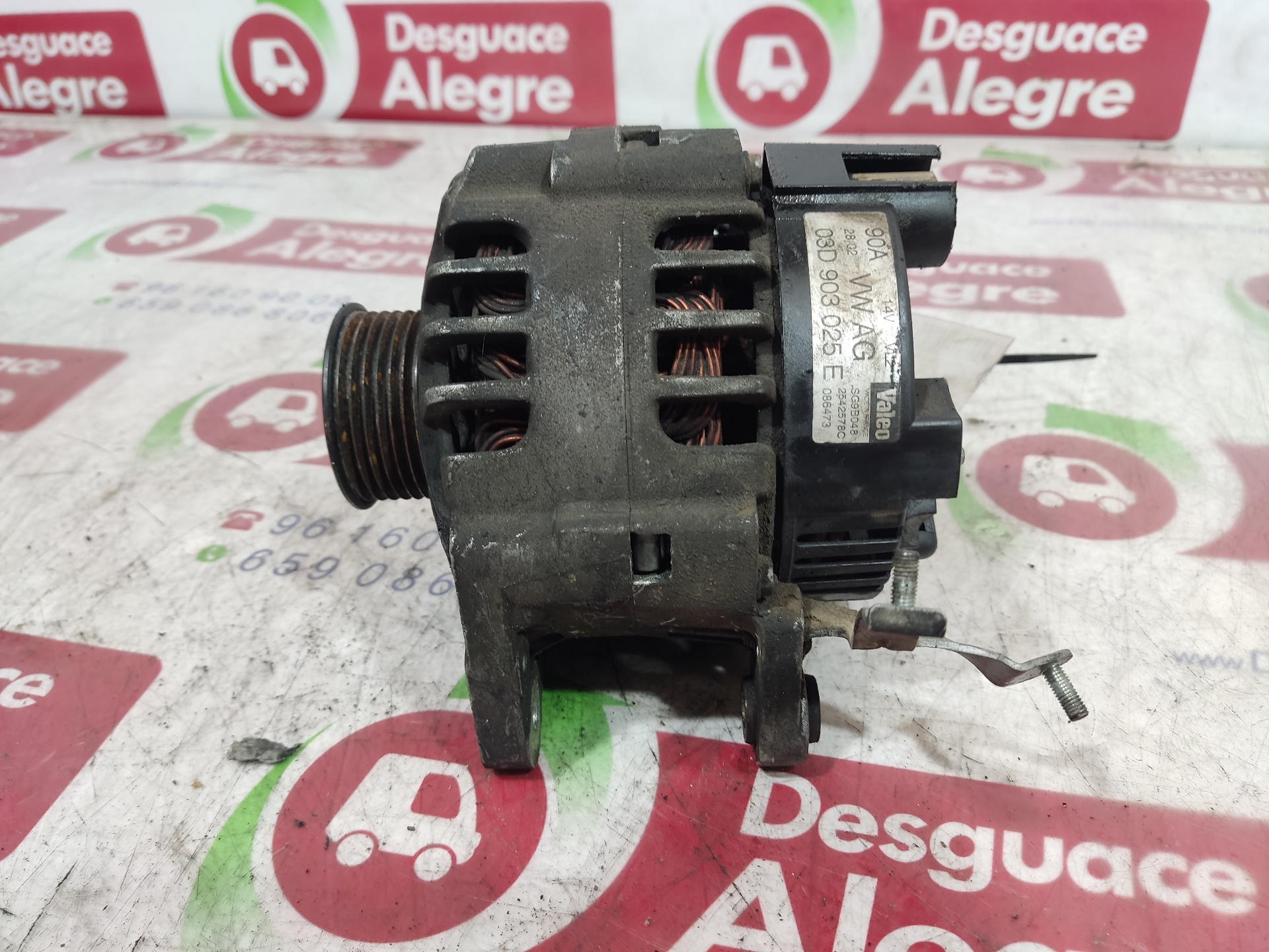 VOLKSWAGEN Polo 4 generation (2001-2009) Váltóáramú generátor 03D903025E 24813546