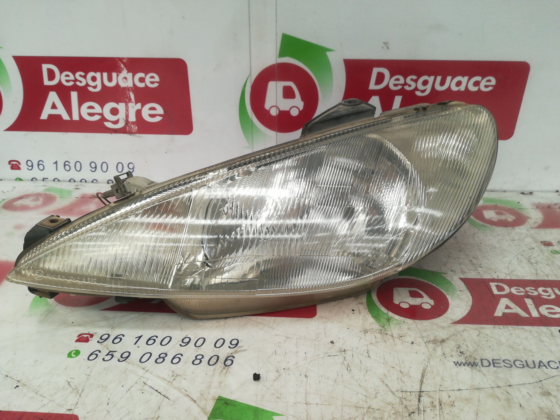 RENAULT Up 1 generation (2011-2024) Front Left Headlight 9640559580 24809567