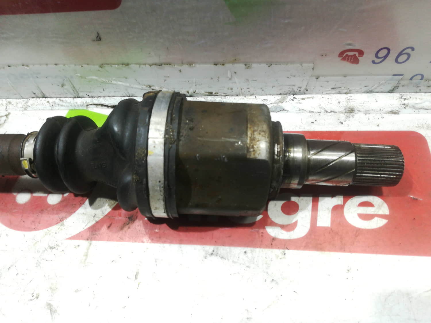 RENAULT 2 generation (2002-2012) Front Left Driveshaft 8200198016 24797901