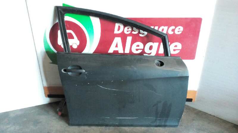 SEAT Leon 2 generation (2005-2012) Front Right Door 1P0831056A 24792469