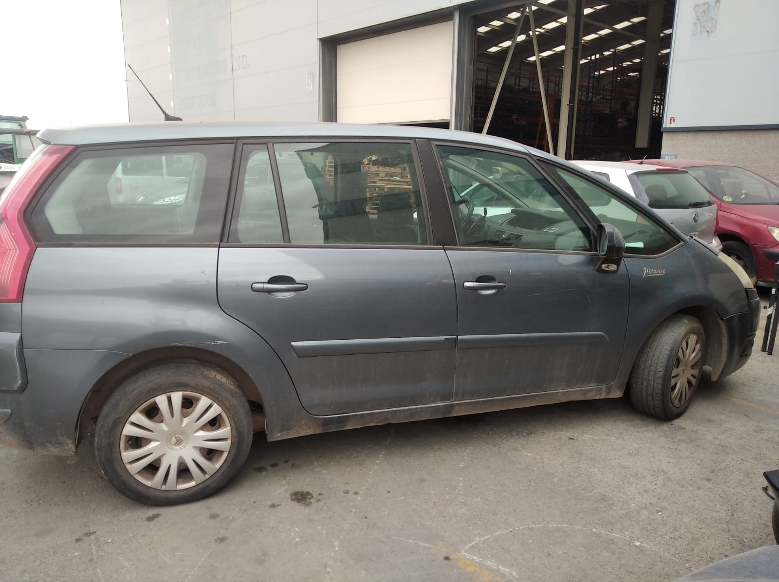 CITROËN C4 Picasso 1 generation (2006-2013) Зеркало передней левой двери 96819905XT 24810885