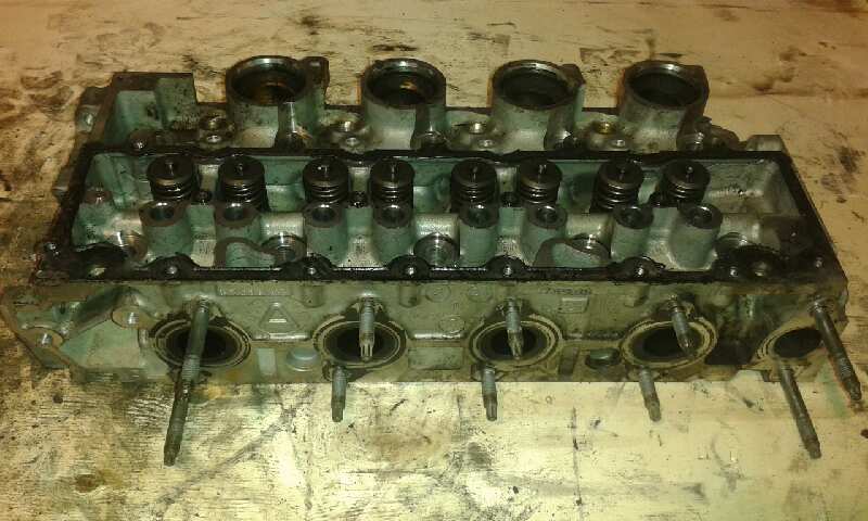 PEUGEOT 206 2 generation (2009-2013) Engine Cylinder Head 9643477110 24789732