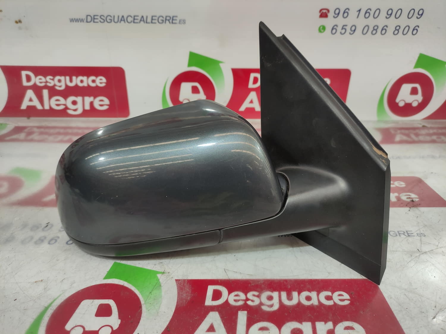 VOLKSWAGEN Polo 4 generation (2001-2009) Right Side Wing Mirror 24802578