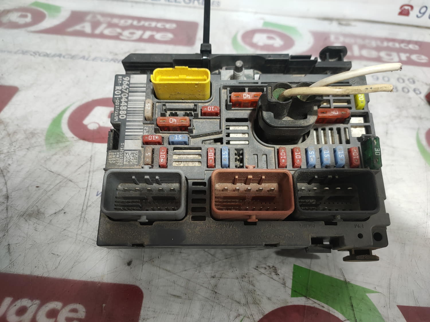 CITROËN C4 Picasso 1 generation (2006-2013) Fuse Box 9667044880 24838815