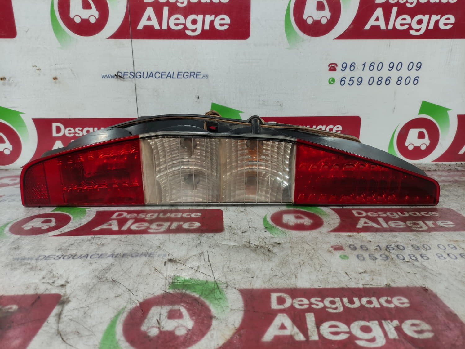 FIAT Doblo 1 generation (2001-2017) Rear Left Taillight 040610999000 24805963