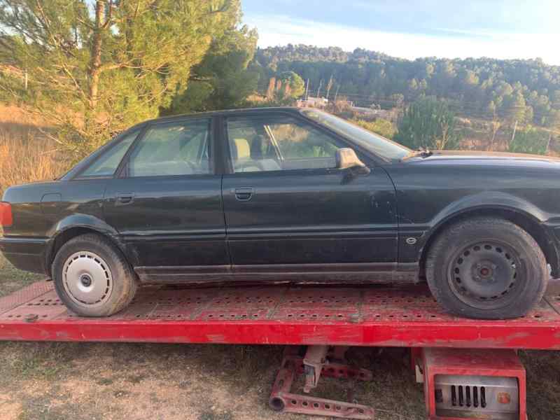 AUDI 80 B3 (1986-1992) Задна лява задна светлина 24793411