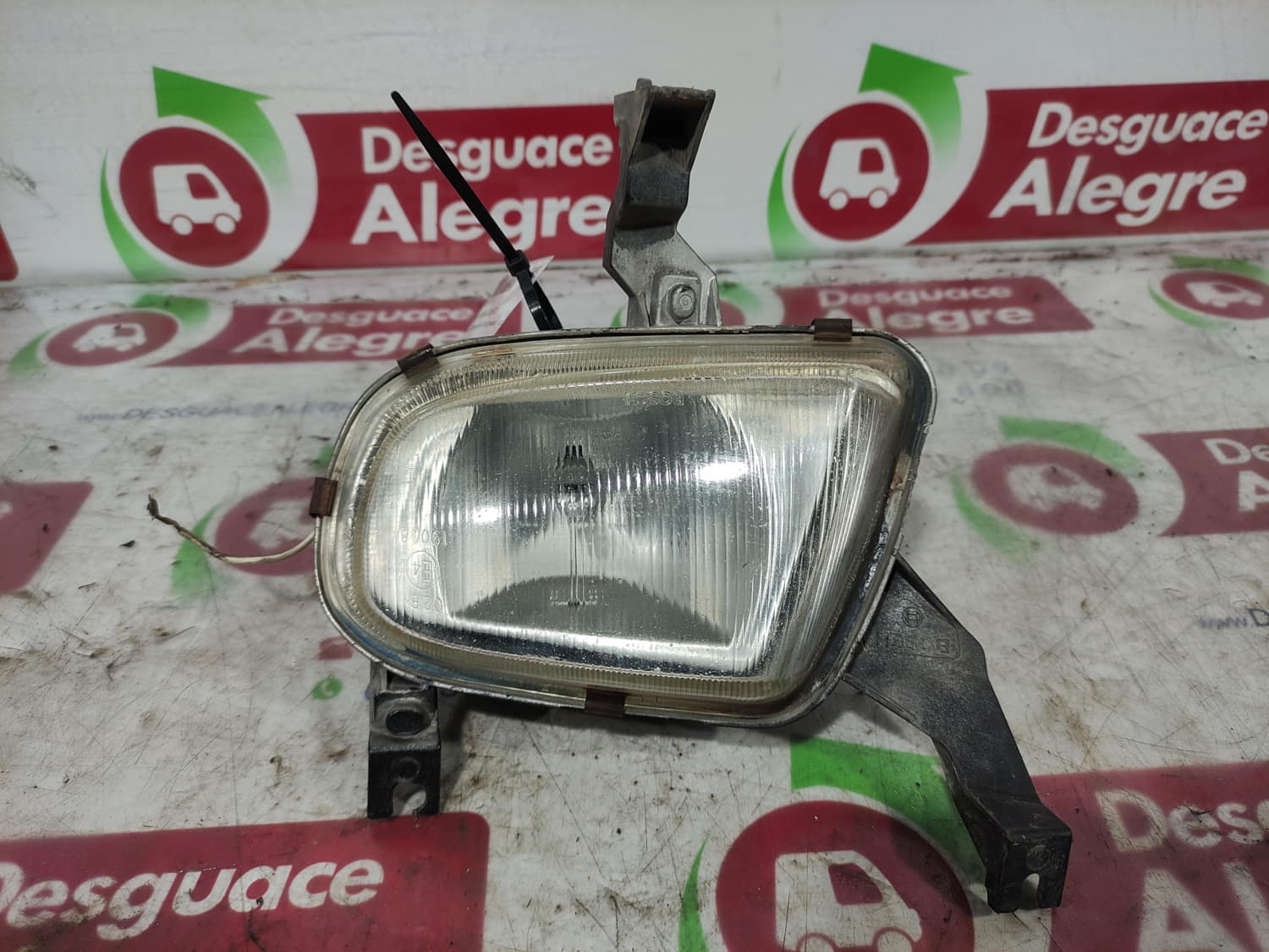 PEUGEOT 306 1 generation (1993-2002) Front Left Fog Light 9625306480 24805763