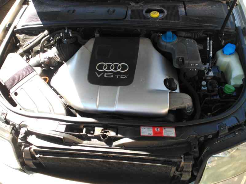 AUDI A4 B6/8E (2000-2005) Egyéb motortéralkatrészek 059133835A 24792064