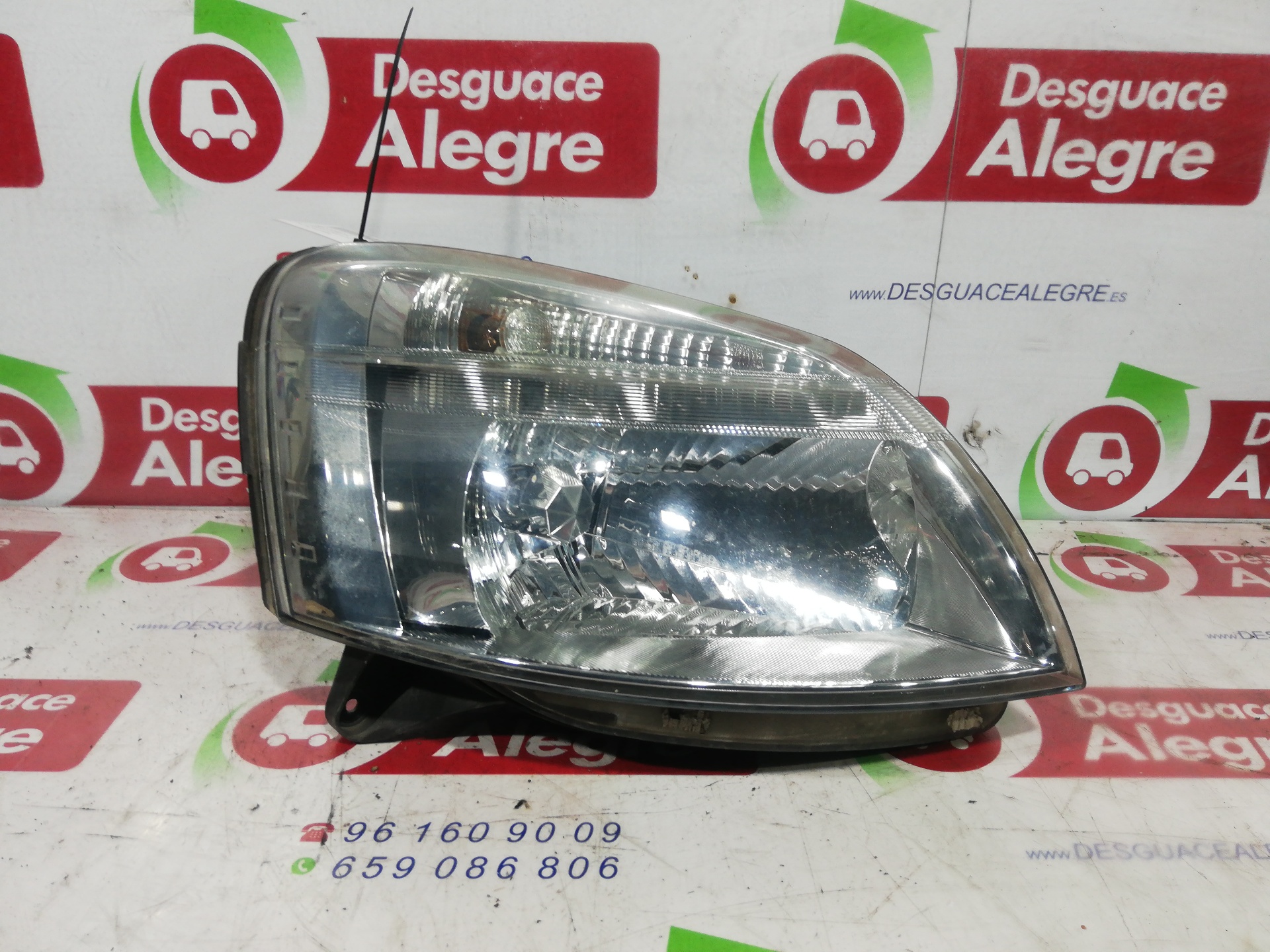 CITROËN Berlingo 1 generation (1996-2012) Front Right Headlight 9644150880 24857889