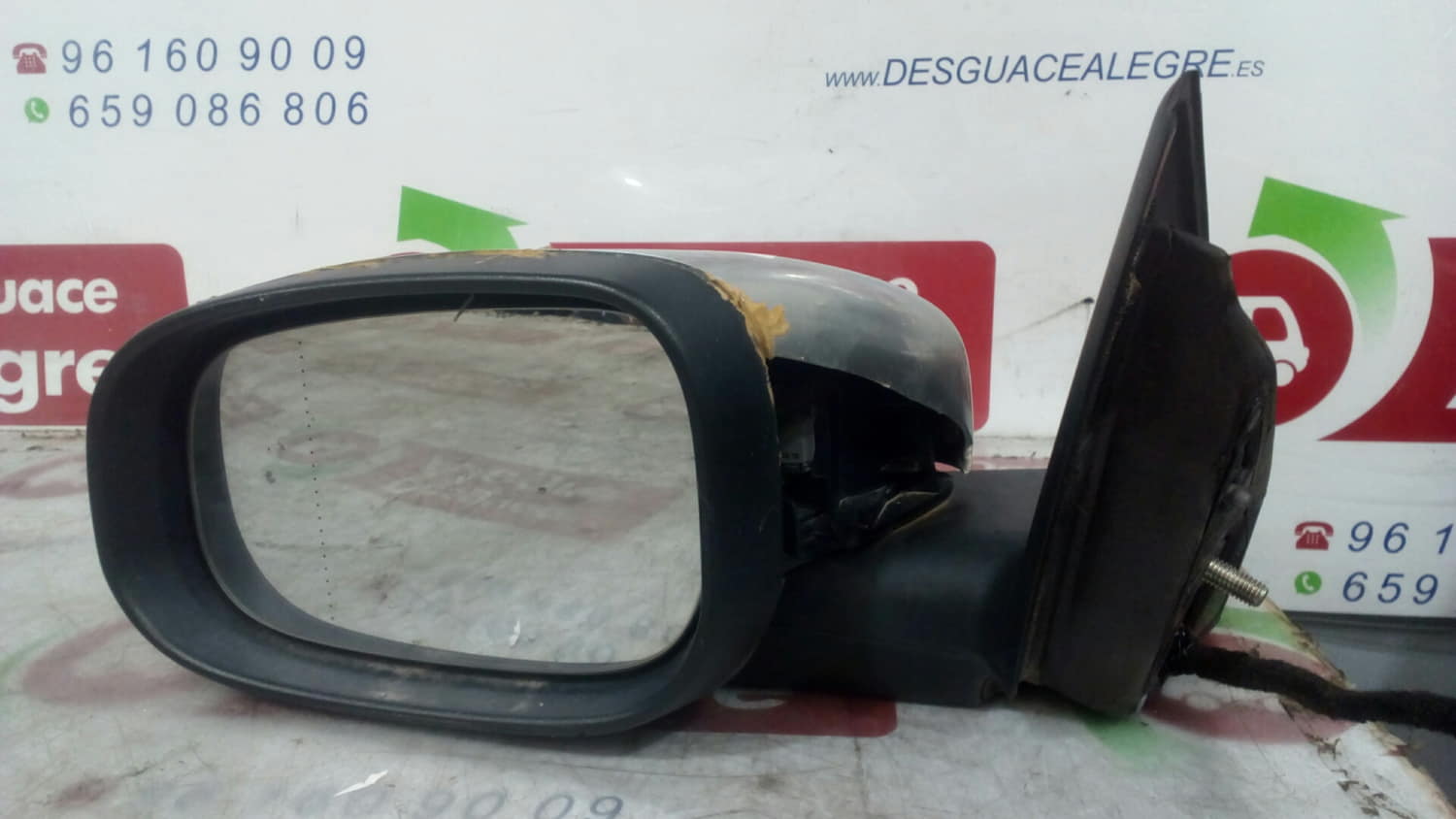 VOLVO S40 2 generation (2004-2012) Left Side Wing Mirror 24804515