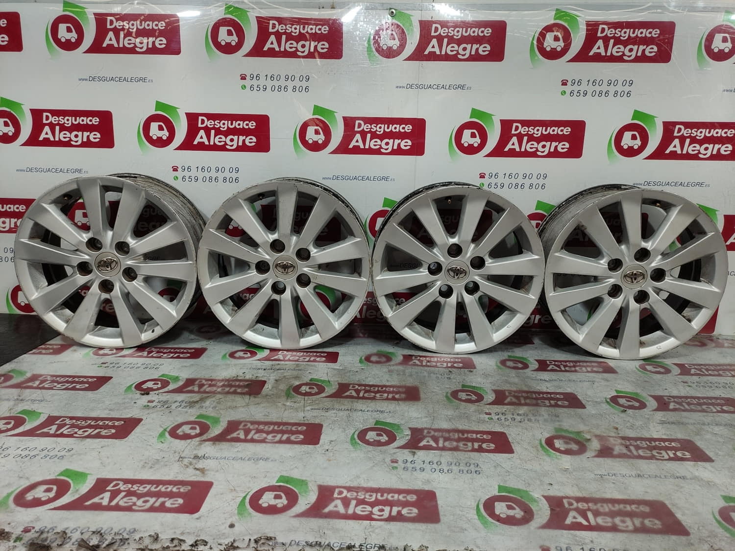 TOYOTA Auris 2 generation (2012-2015) Wheel Set 24805093